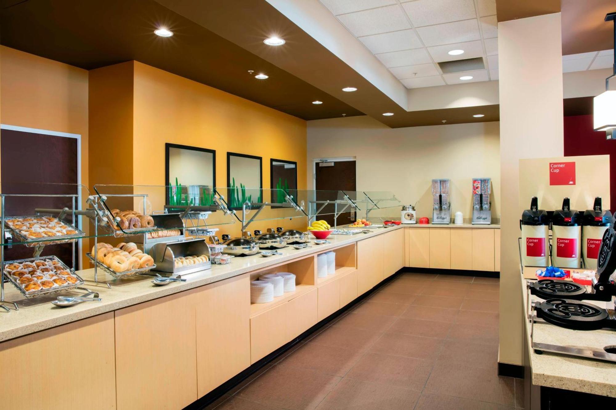 Towneplace Suites Orlando At Flamingo Crossings Town Center/Western Entrance Bay Lake Buitenkant foto