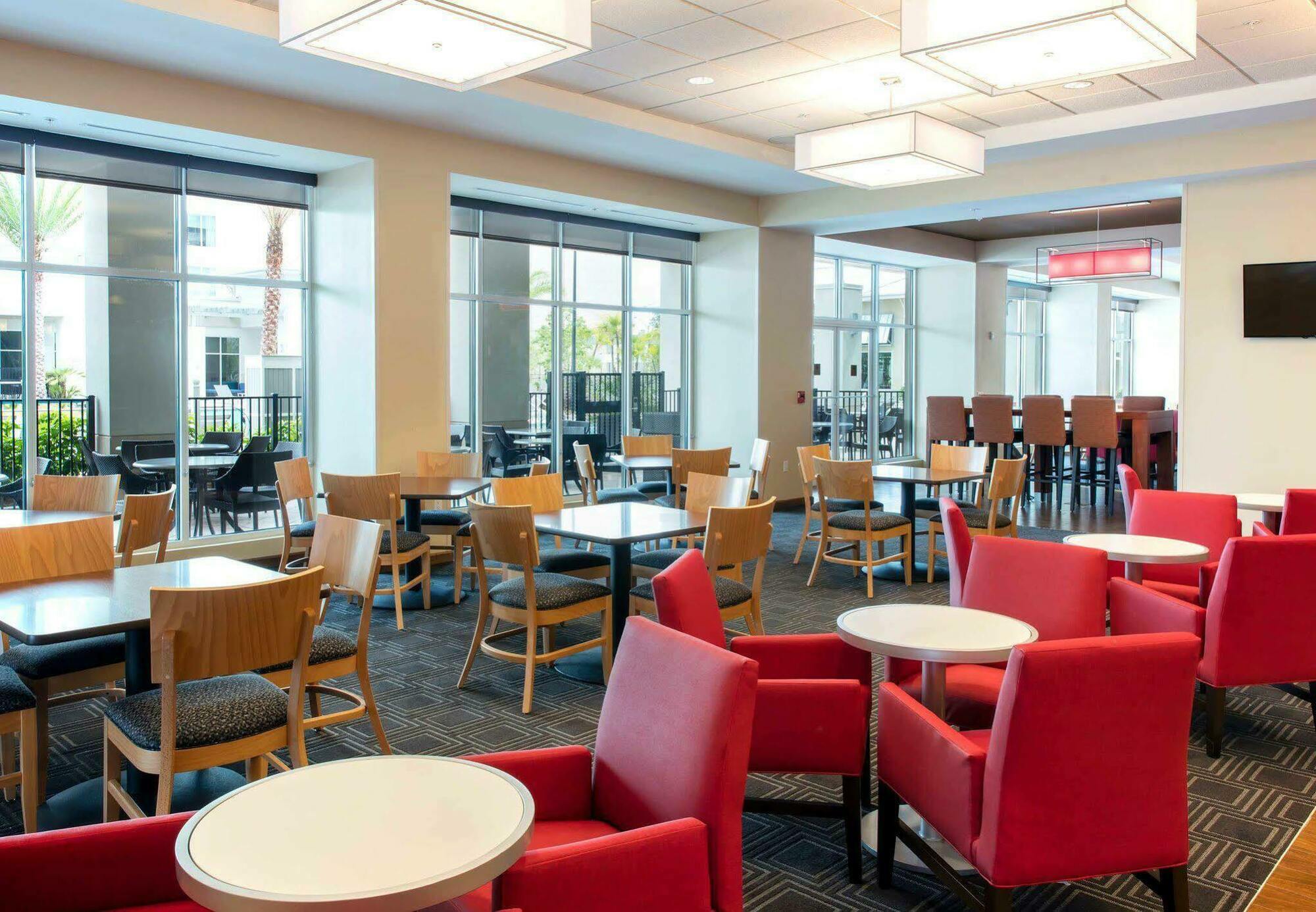 Towneplace Suites Orlando At Flamingo Crossings Town Center/Western Entrance Bay Lake Buitenkant foto