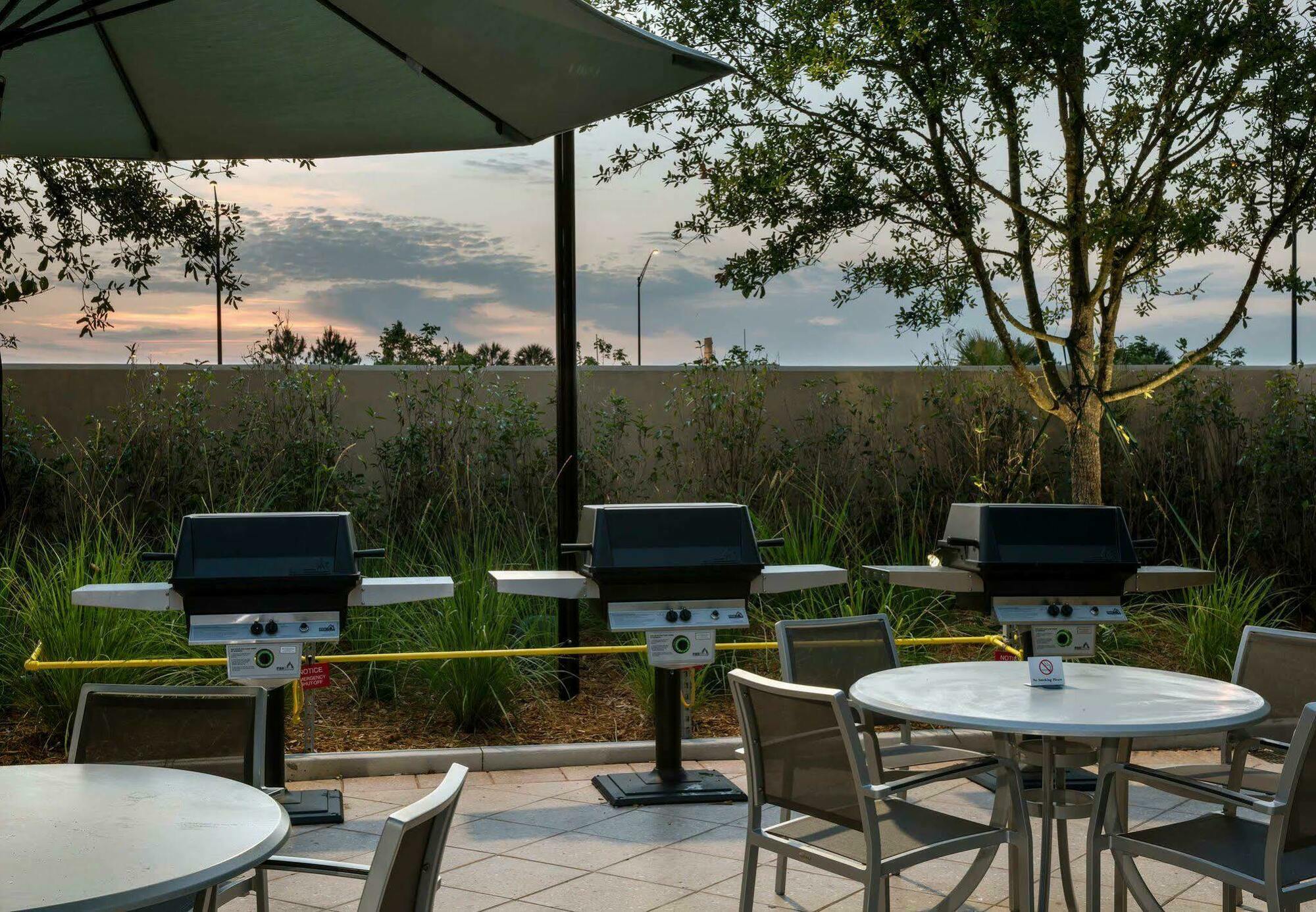 Towneplace Suites Orlando At Flamingo Crossings Town Center/Western Entrance Bay Lake Buitenkant foto